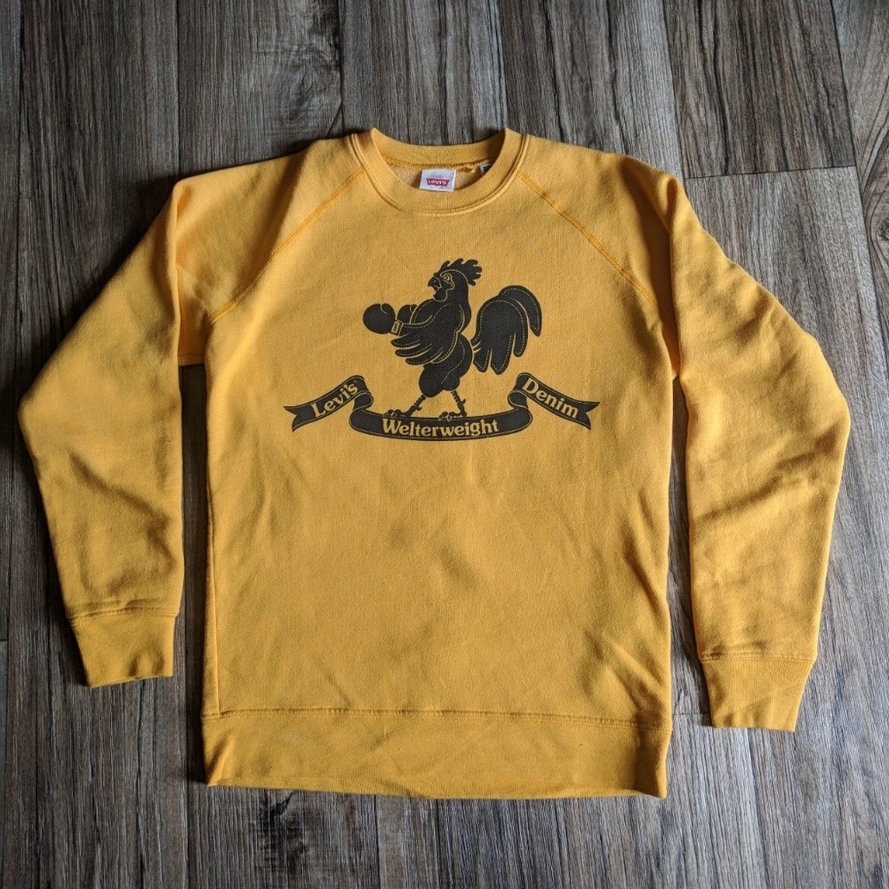 Yellow Levi's sweatshirt